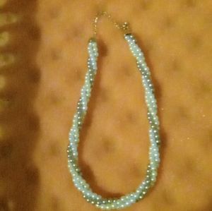 AVON TWISTED BEADED NECKLACE